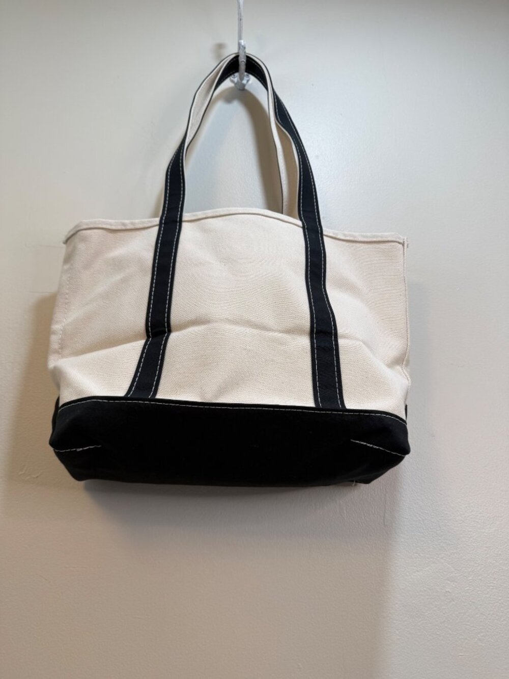 L.L. Bean Boat & Tote Bag Open Top Long Handle Black Handles Trim "M" - Picture 7 of 7